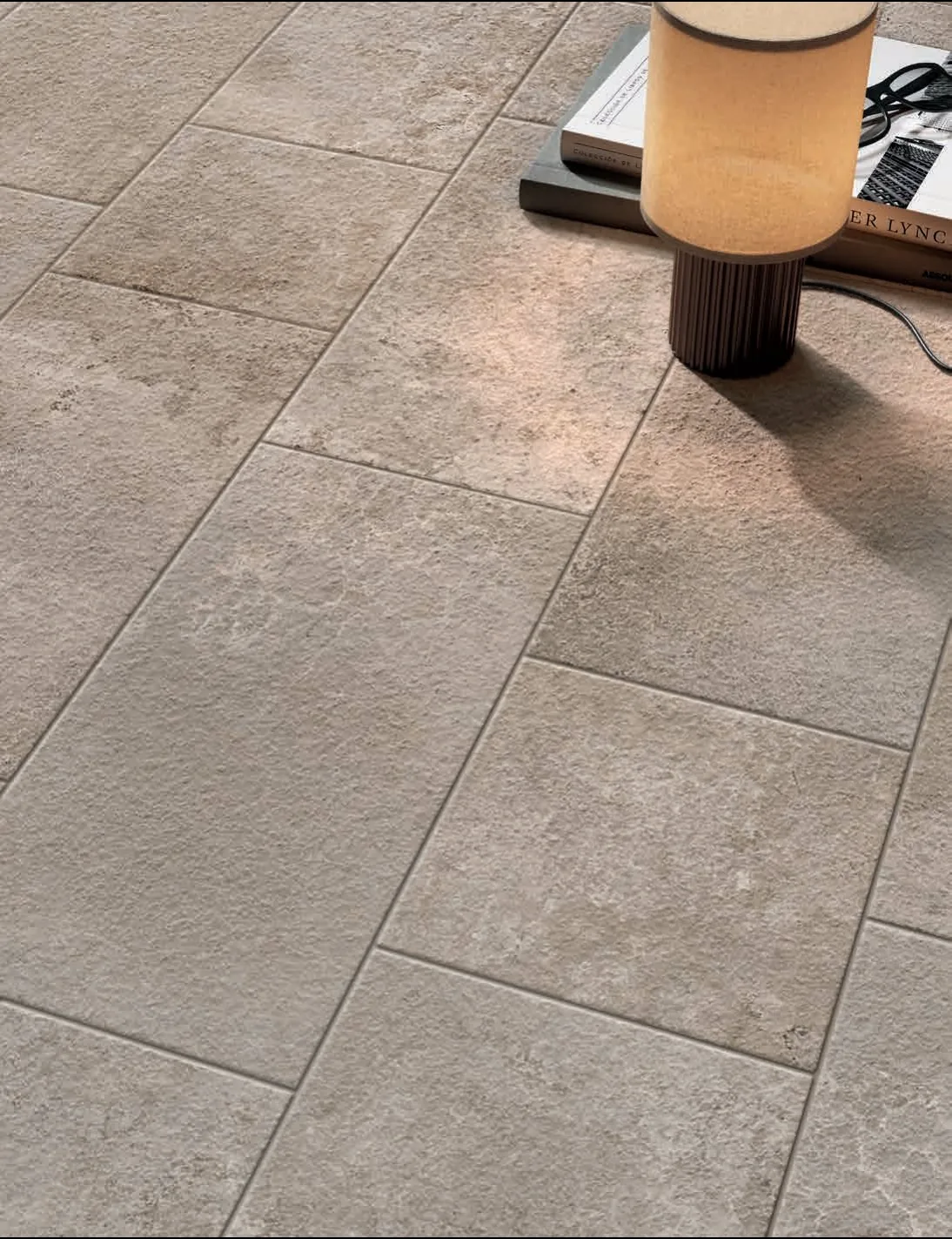 Elios Ceramica · Brooklyn Taupe · Raumbeispiel