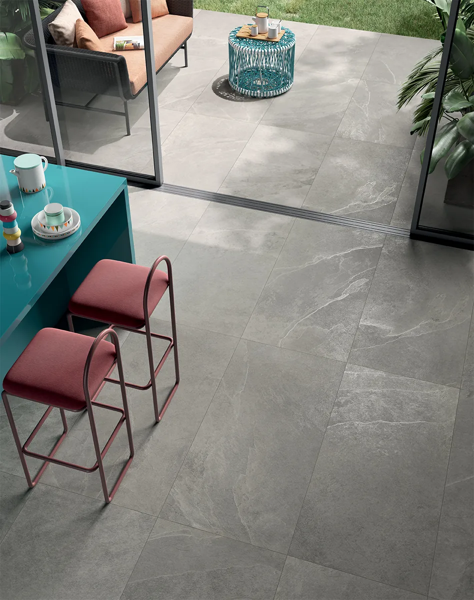 Elios Ceramica · Dolomiti Grigio · Raumbeispiel